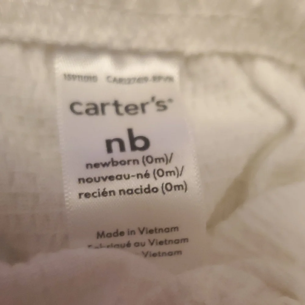 5 For 25$ Carter's Tank Top Baby Size‎ Newborn White
